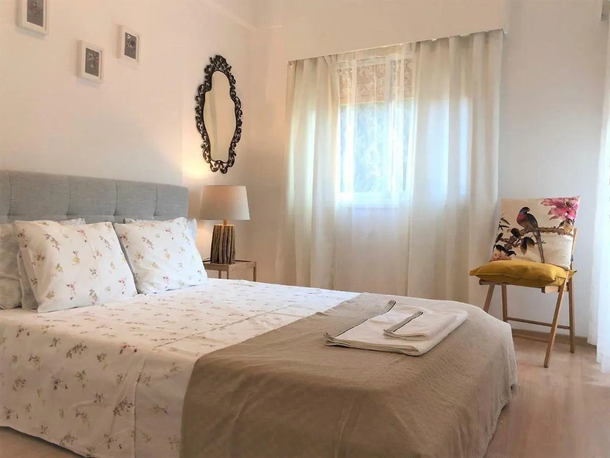 Cozy Holiday Apartment In Larnaca Near Foinikoudes Cyprus